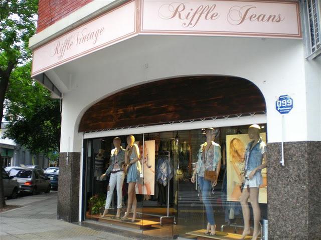 Riffle Jeans abre su outlet en Palermo Queens