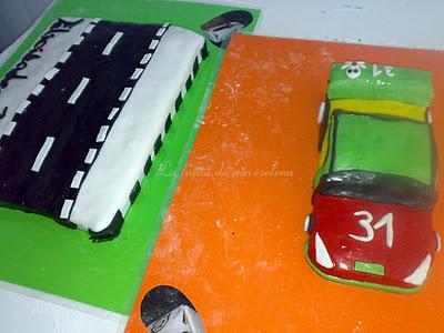 Tarta fondant coche para Fran