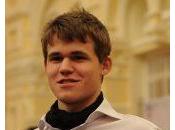 Carlsen decide participar próximo Campeonato Mundo