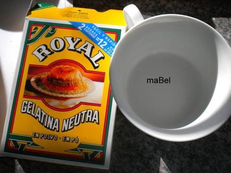 Crema de huevos en su cascarón