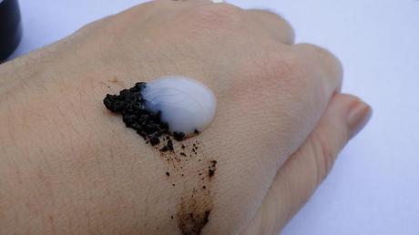 Beautyp: scrub de cafeína.