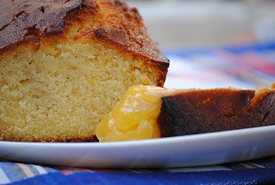 Bizcocho de limón con Lemon Curd