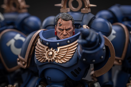 Mas Ultramarines desde JOYTOY, próximamente.