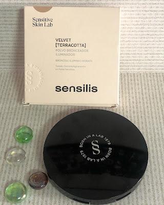 Sensilis Velvet [Terracotta] Polvo Bronceador Iluminador