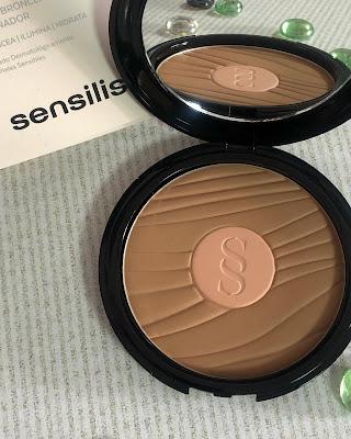 Sensilis Velvet [Terracotta] Polvo Bronceador Iluminador