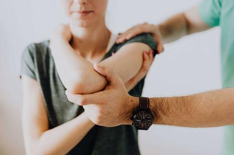 Trabajar de acupuntor y osteópata con formación internacional profesional Trabajar de acupuntor y osteópata con formación internacional profesional
