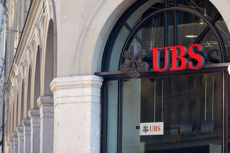 UBS Stock: Trading at a Discount on Market Volatility (NYSE:UBS)