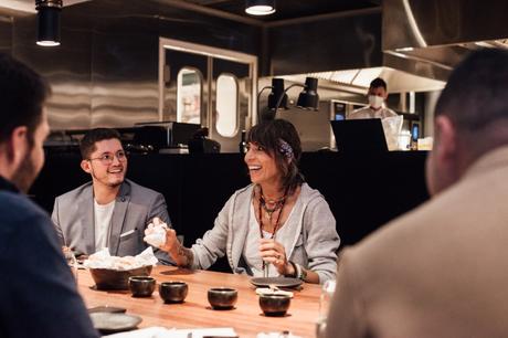 La única chef con tres estrellas Michelin Dominique Crenn, le apuesta a salvar el Amazonas colombiano