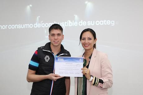 RENAULT IMPARTE UN CURSO DE “ESPECIALISTA EN VEHÍCULOS ELÉCTRICOS”