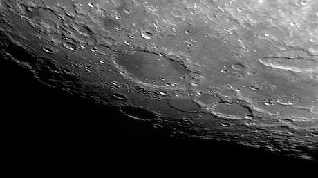 Buscando el Mar Oriental