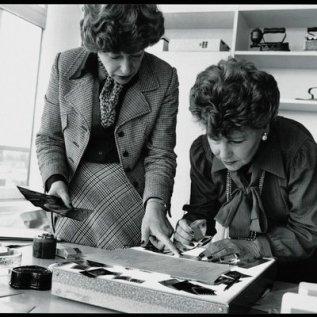 235205349_aenneburda006.jpg__400x400_q85_crop_subject_location-538,0_subsampling-2_upscale Aenne Burda