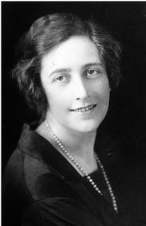 Un cadáver en la biblioteca de Agatha Christie