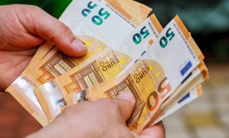 Cheque de 200 euros del Gobierno: quién puede solicitarlo y cómo hacerlo