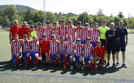 El Trofeo del Primer Torneo Internacional del Centenario, organizado por la SD Ponferradina se va para Gijón 2
