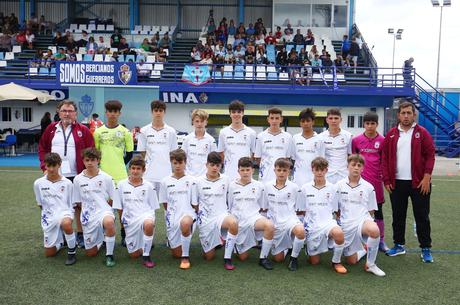 El Trofeo del Primer Torneo Internacional del Centenario, organizado por la SD Ponferradina se va para Gijón 7