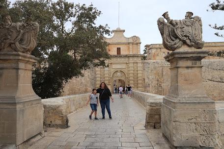 Ruta por el oeste de Malta: Acantilados Dingli, Rabay y Mdina y el Pueblo de Popeye Ruta por el oeste de Malta: Acantilados Dingli, Rabay y Mdina y el Pueblo de Popeye