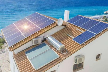 Los beneficios de instalar paneles solares en Valencia Los beneficios de instalar paneles solares en Valencia