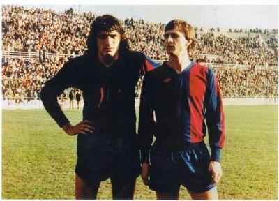 Johan Cruyff llenó el estadio del Levante el día de su debut.
