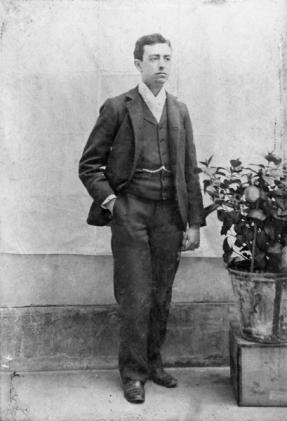 img130508110044_172 Manuel de Falla