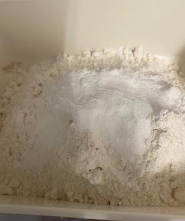 BIZCOCHO DE CEREZAS Y VAINILLA