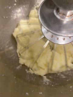 BIZCOCHO DE CEREZAS Y VAINILLA