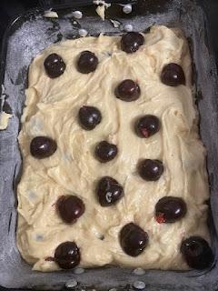 BIZCOCHO DE CEREZAS Y VAINILLA