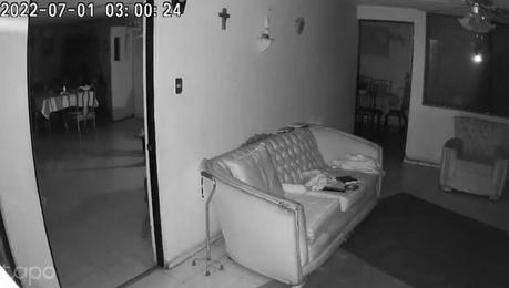 (Video) Asaltan con violencia a mujer de la tercera edad en la colonia del Valle