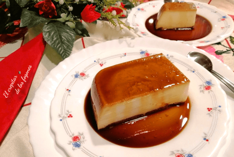 FLAN DE PLÁTANO Y VAINILLA FLAN DE PLÁTANO Y VAINILLA