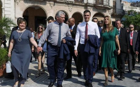 Las izquierdas ocultan el terrible drama de la agonía, bañada de pobreza y sangre, del régimen cubano