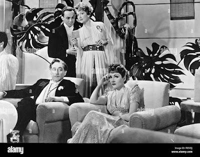 Medianoche + La vida cuando era nuestra + Los profesores de Saint –Denis Medianoche + La vida cuando era nuestra + Los profesores de Saint –Denis