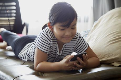 Los micropagos, «free to play» o «loot boxes»: cómo los niños pueden arruinar a sus padres a través de apps