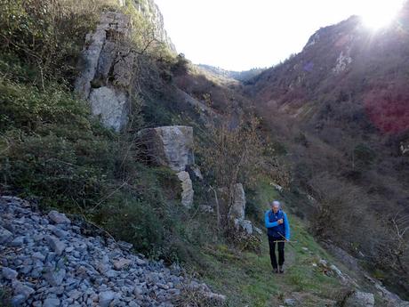 Las Agüeras-Villaorille/Viḷḷuriche-La Cueva la Canal-Picu Mayor-La Furacá