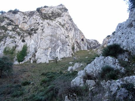 Las Agüeras-Villaorille/Viḷḷuriche-La Cueva la Canal-Picu Mayor-La Furacá