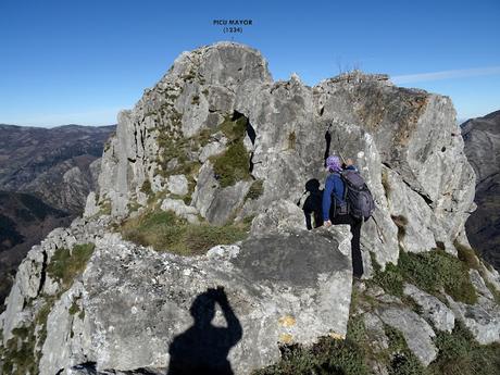 Las Agüeras-Villaorille/Viḷḷuriche-La Cueva la Canal-Picu Mayor-La Furacá
