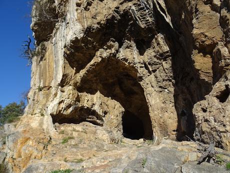 Las Agüeras-Villaorille/Viḷḷuriche-La Cueva la Canal-Picu Mayor-La Furacá