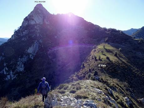 Las Agüeras-Villaorille/Viḷḷuriche-La Cueva la Canal-Picu Mayor-La Furacá