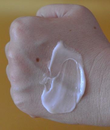 “Rose Touch” de NIVEA – cuidado de la piel con el agua de rosas (vol.2) “Rose Touch” de NIVEA – cuidado de la piel con el agua de rosas (vol.2)