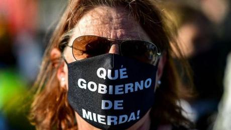 «Dólar» y «mierda»: Récord de rechazo al gobierno