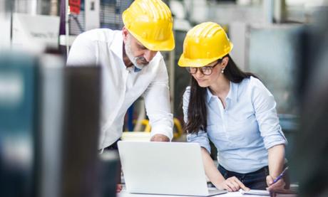 El mercado laboral se enfrenta a la carencia de mano de obra cualificada, según un informe del SEPE