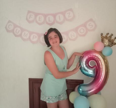 FELIZ CUMPLEAÑOS EVELYN