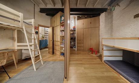 delikatissen vivienda sevilla triplex decoración tragaluz scandinavian industrial salón terraza abierto patio interior redondo modern sevilla apartment ladrillo visto edificio renovado sevilla cristales redondos delikatissen vivienda sevilla triplex decoración tragaluz scandinavian industrial salón terraza abierto patio interior redondo modern sevilla apartment ladrillo visto edificio renovado sevilla cristales redondos