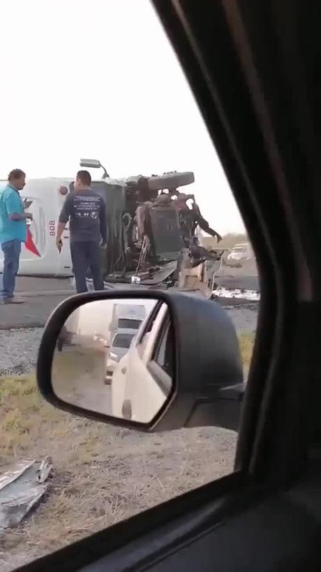 Tres tráileres chocan sobre la carretera 57, conductor se queda dormido