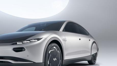 El Lightyear 0 devuelve la sensualidad a los coches eléctricos 4