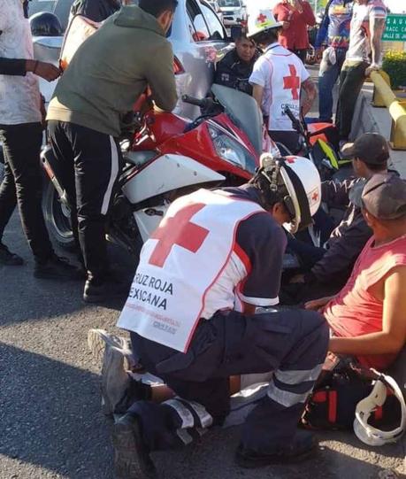 Accidente sobre el puente Muñoz entre motocicleta y automóvil