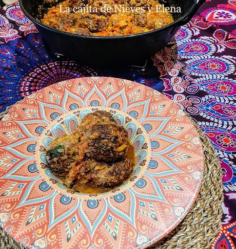 Curry de albóndigas