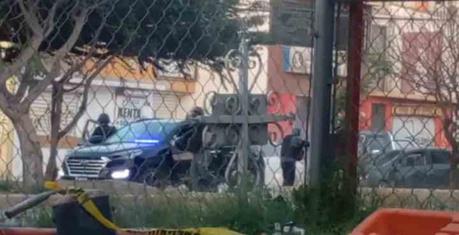(Videos) Balacera y persecución desde avenida Salk hasta Villa de Pozos