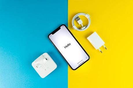 ¿Vale la pena comprar teléfonos baratos poco conocidos?