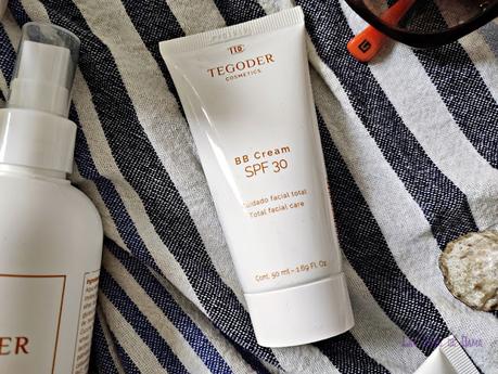 Tegoder Cosmetics proteccion solar UVA UVB SPF50 sunprotect skincare beauty belleza salud pie