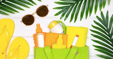 Rutina de Cuidado y Protección Simple pero Muy Completa para tus Vacaciones de Verano neceser-verano