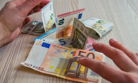 Todos los subsidios de más de 400 euros al mes que puedes cobrar en 2022